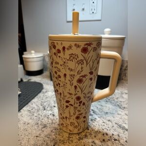 Brumate Poppy 30 oz tumbler